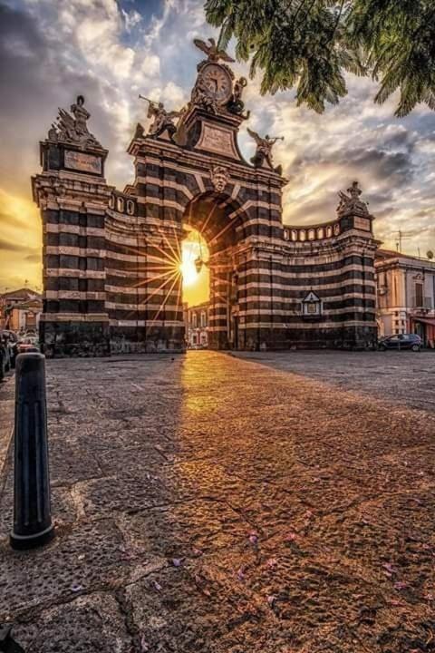 King House Catania Hostel Ostello Dış mekan fotoğraf